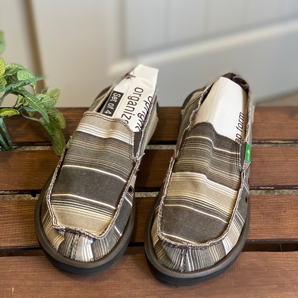New!  Sanuk Sidewalk Surfers